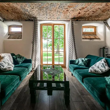 Dom W Gajowce U Podnoza Gor Izerskich * Gajowka (Lower Silesia)